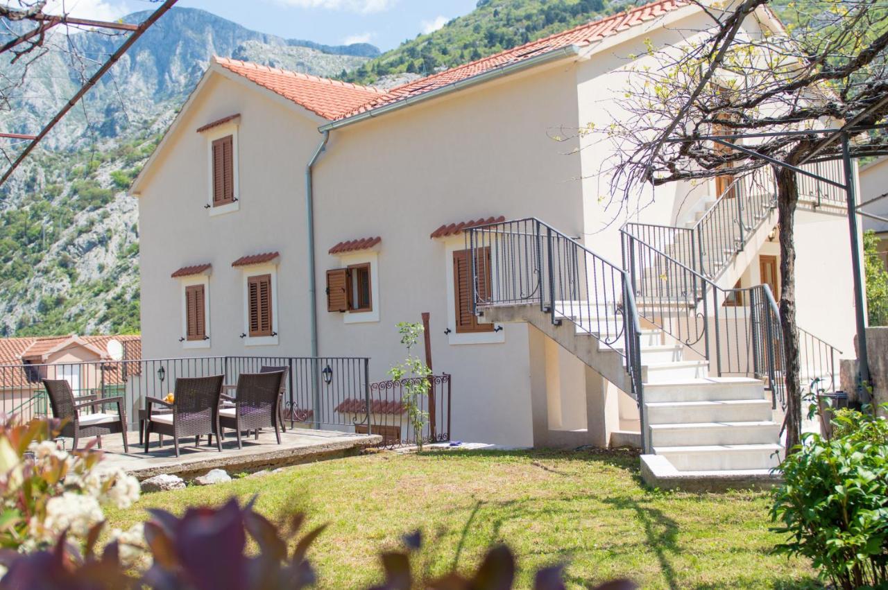 Apartments Mezini 11 Kotor Eksteriør billede