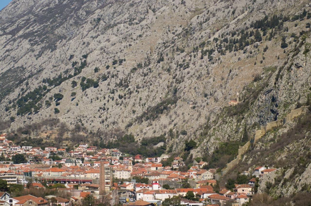 Apartments Mezini 11 Kotor Eksteriør billede