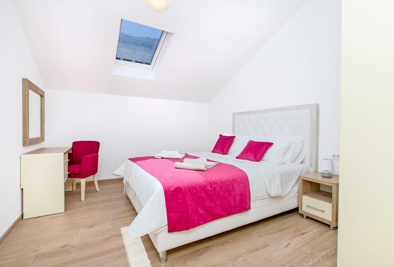 Apartments Mezini 11 Kotor Eksteriør billede