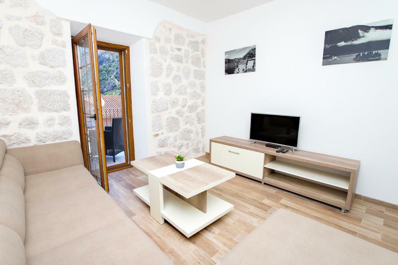 Apartments Mezini 11 Kotor Eksteriør billede