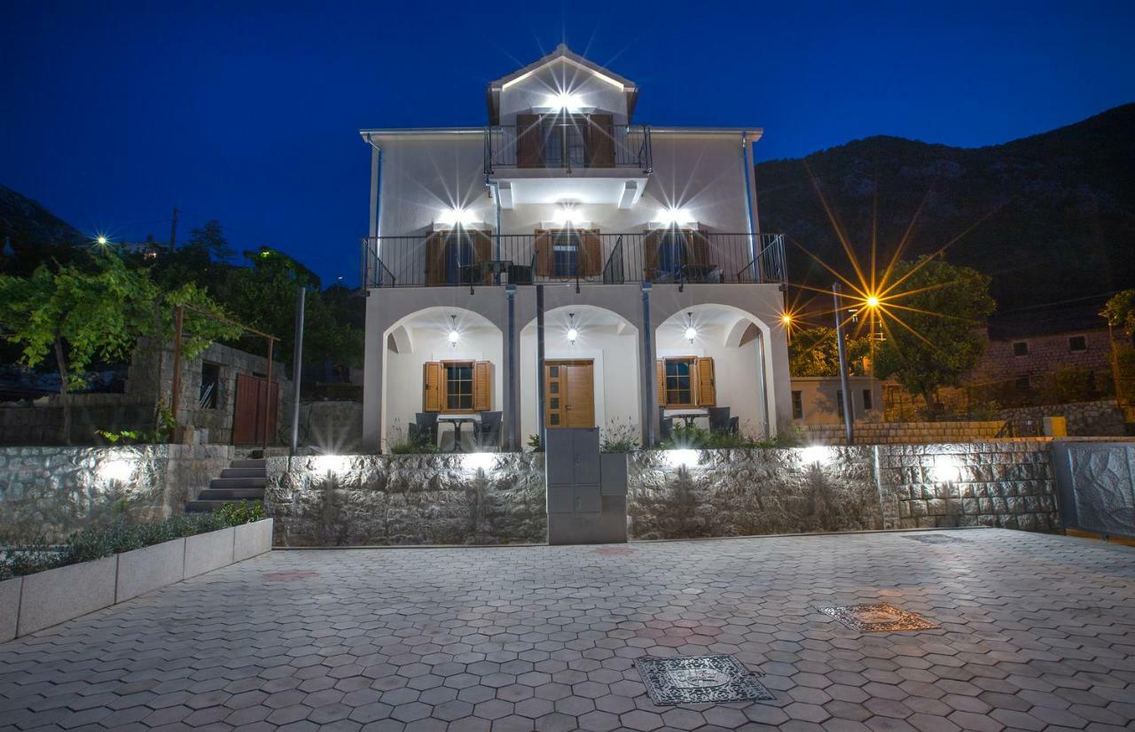 Apartments Mezini 11 Kotor Eksteriør billede